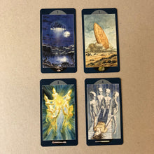 Load image into Gallery viewer, UFO Tarot