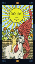 Load image into Gallery viewer, Universal Tarot - Professional Edition